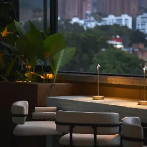 Wellcomm & Hotel